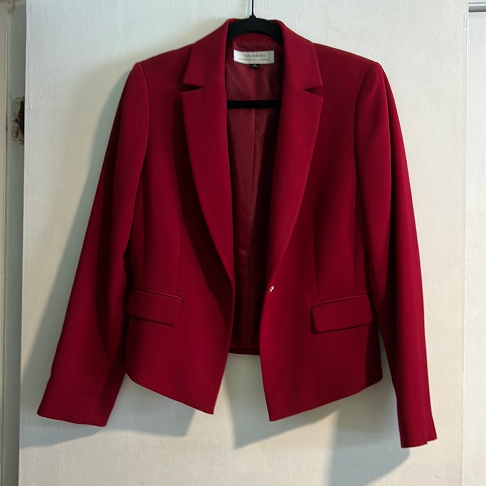 Elie Tahari Red Blazer